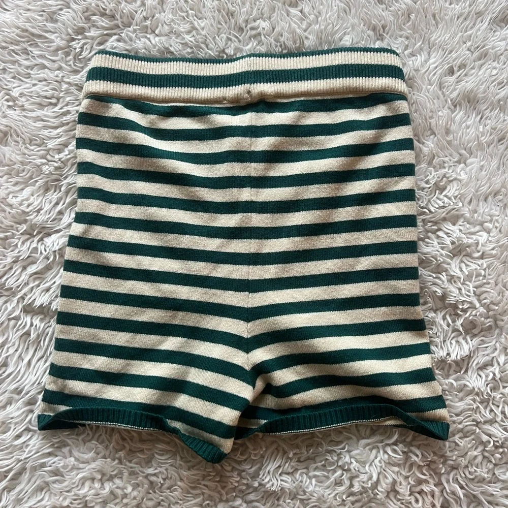 Princess Polly Green & Cream Eris Knit Shorts - Picture 3 of 5